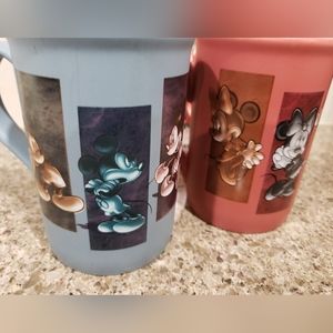 Walt Disney Mickey & Minnie Mugs Set